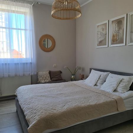 Apartament w Rynku For You Boleslawiec  Bagian luar foto