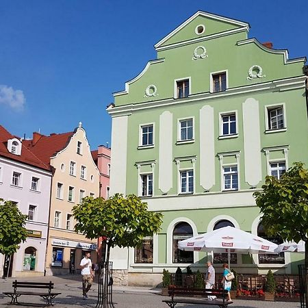 Apartament w Rynku For You Boleslawiec  Bagian luar foto