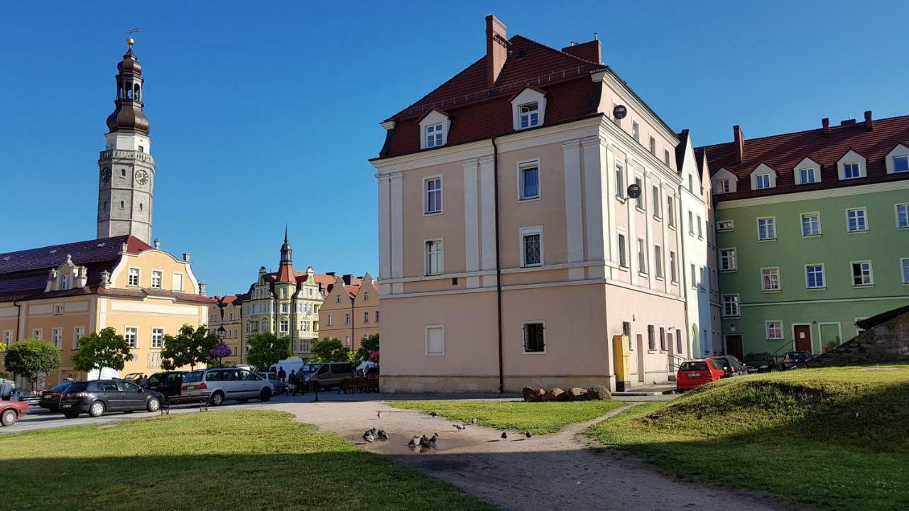 Apartament w Rynku For You Boleslawiec  Bagian luar foto