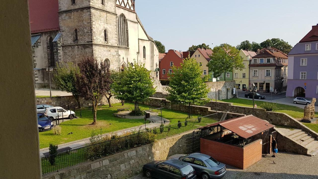 Apartament w Rynku For You Boleslawiec  Bagian luar foto